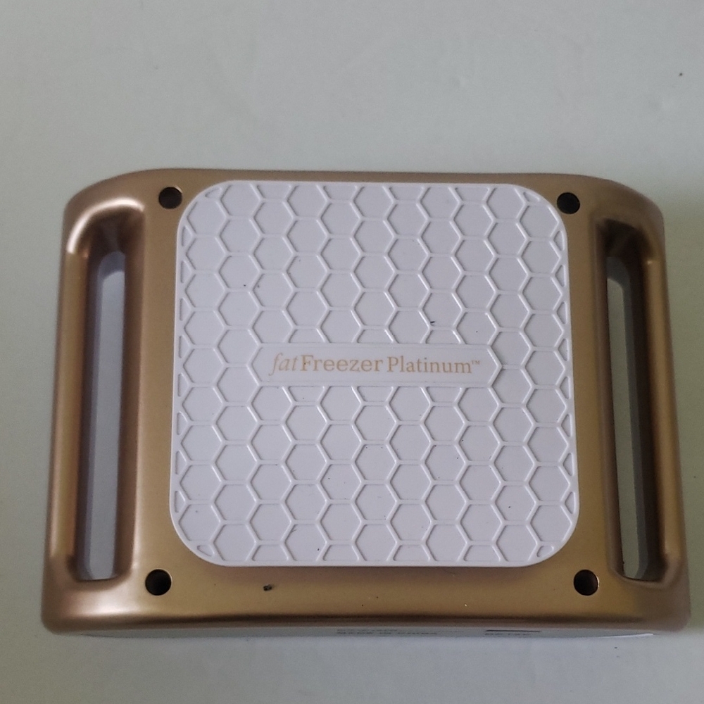 Fat Freezer Platinum Device in Gold and White